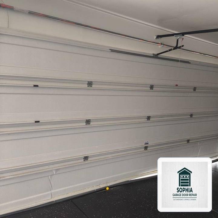 Sophia Garage Door Repair Dispatch in North Reading (Reading Area): Heavy-Duty EPDM Perimeter & Bottom Seal Weatherproofing - North Reading, MA